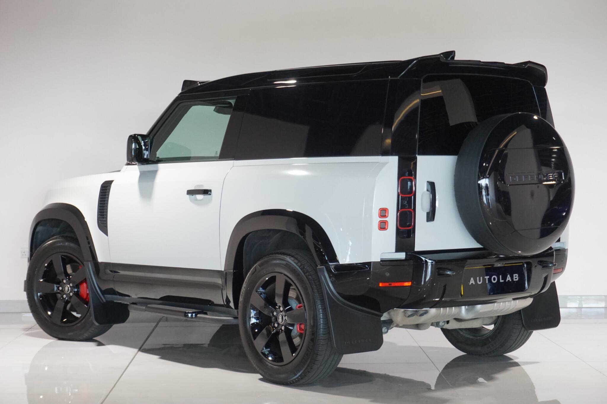 Land Rover Defender 90 3.0 D300 MHEV X-Dynamic HSE Hard Top SUV 3dr Diesel Auto 4WD SWB Euro 6 (s/s) (300 ps)